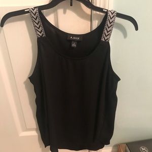 Black tank top!